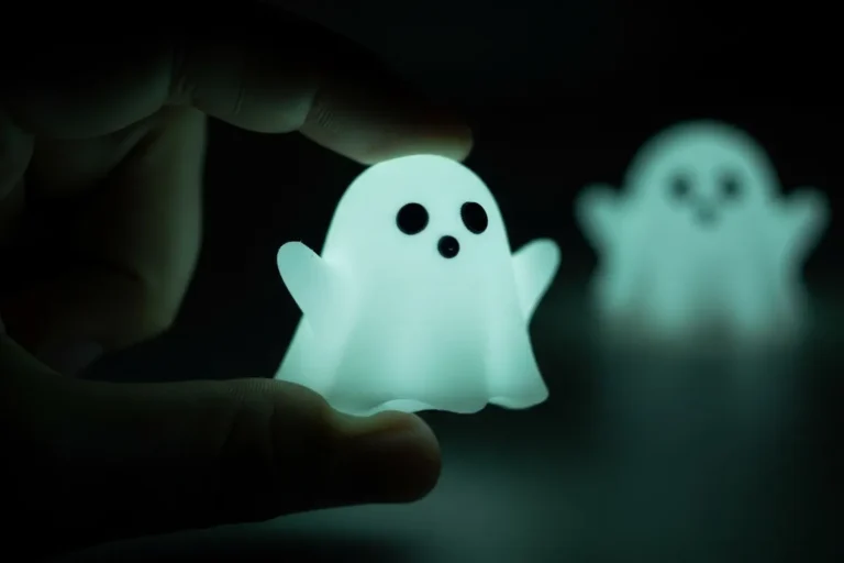 impressao em filamento que brilha no escuro