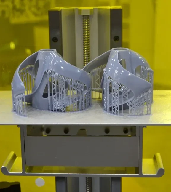 prototipo de helice impressa em resina com suportes inteligentes